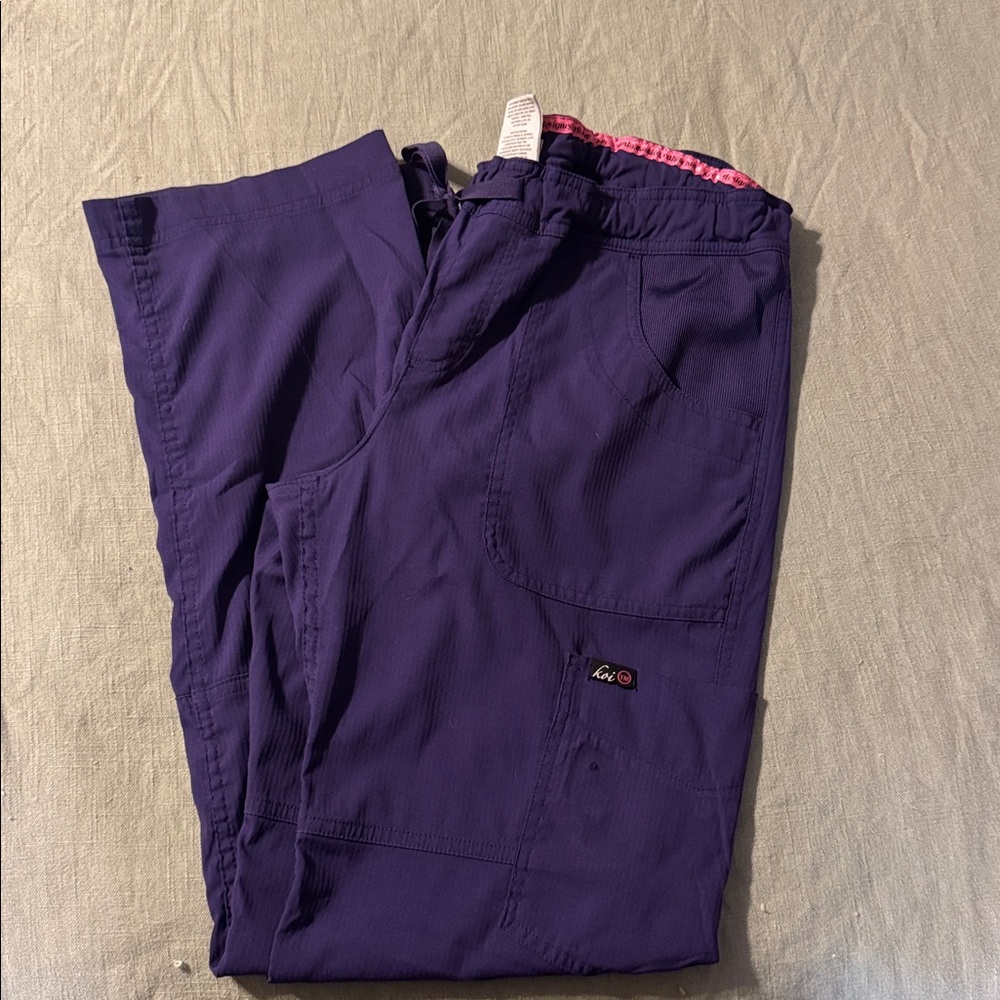 Koi Lite scrub pants
